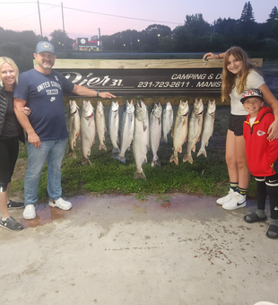 Catch Big Salmon in Lake Michigan!